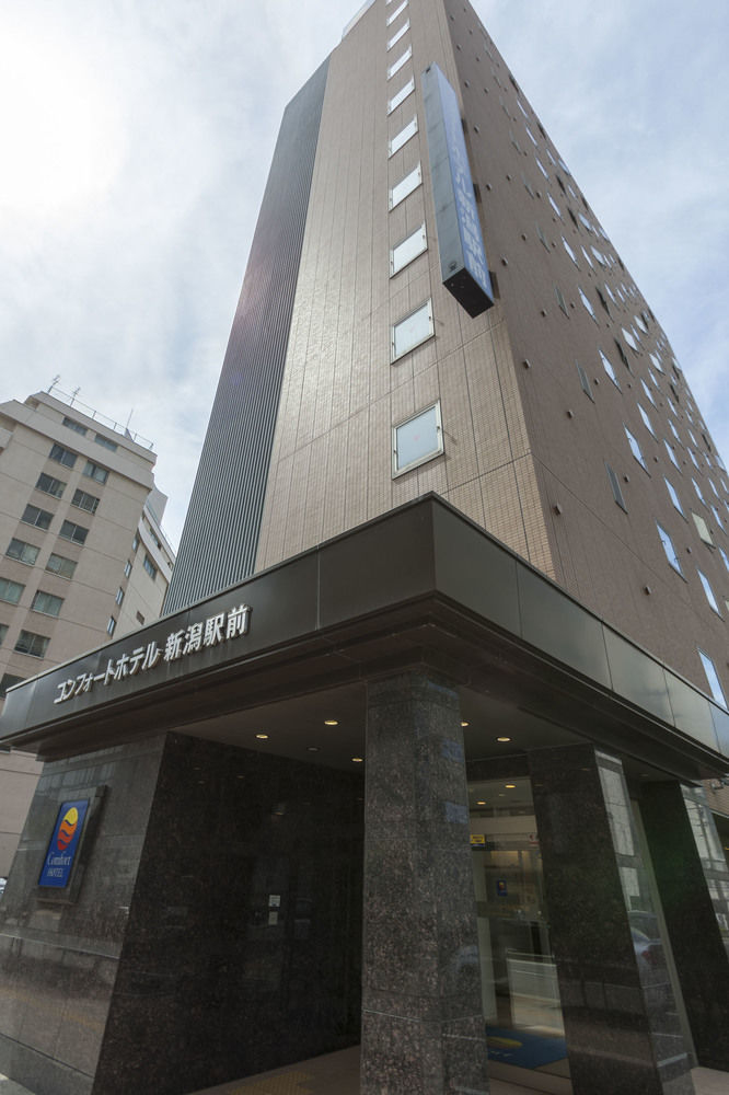 Comfort Hotel Niigata image 1